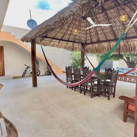 Отель Casa Puerto Viejo Пуэрто-Эскондидо Экстерьер фото