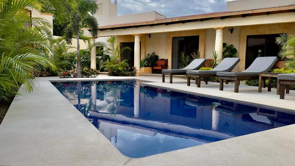 Отель Casa Puerto Viejo Пуэрто-Эскондидо Экстерьер фото