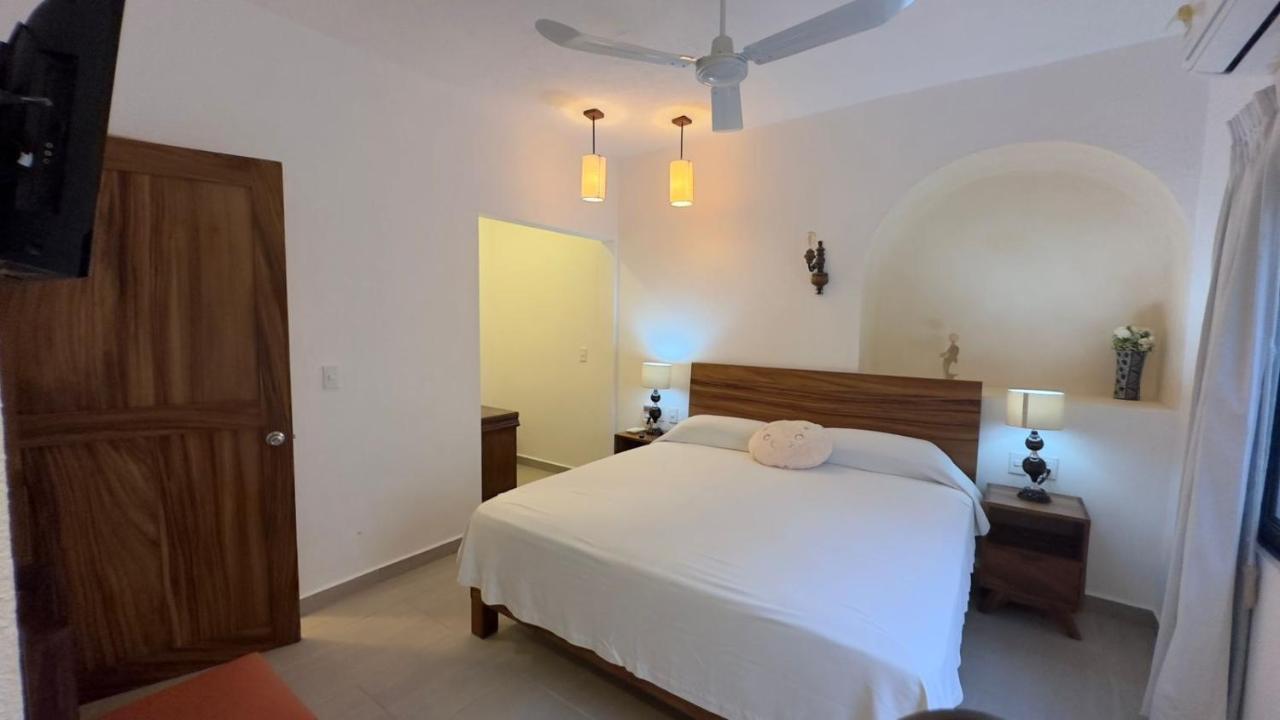 Отель Casa Puerto Viejo Пуэрто-Эскондидо Экстерьер фото